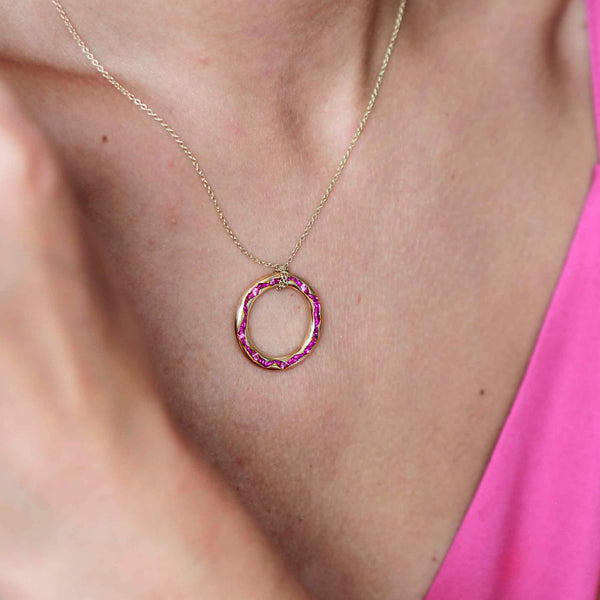 Rock Pool Fuchsia Pink Sapphire Gold Necklace worn on a model