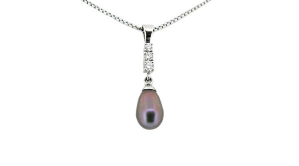 Pearl Pendant as part of your wedding jewellery