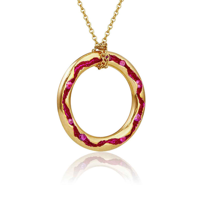 Side view of Rock Pool Fuchsia Pink Sapphire Gold Necklace